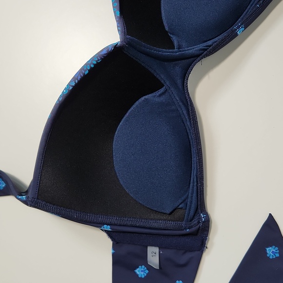 Brand new Blue Patterned Bikini Top - Picture 5 of 5
